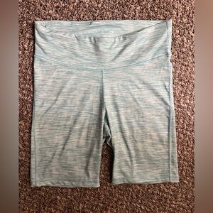 GAP Fit Turquoise Bike Shorts Medium Excellent Condition